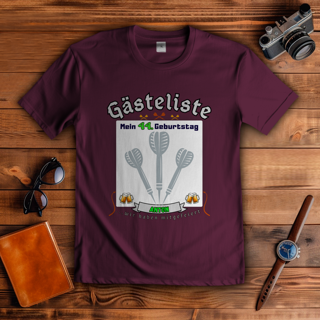 Personalisierbares T-Shirt Gästeliste Dart Pfeil